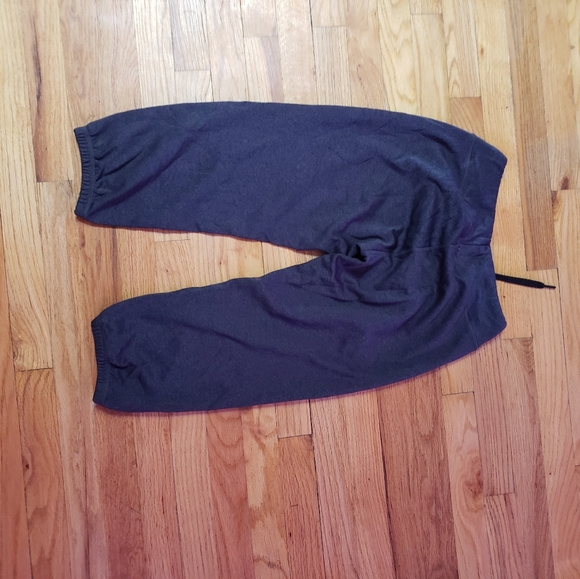 North Face Sweatpants - Picture 2 of 2